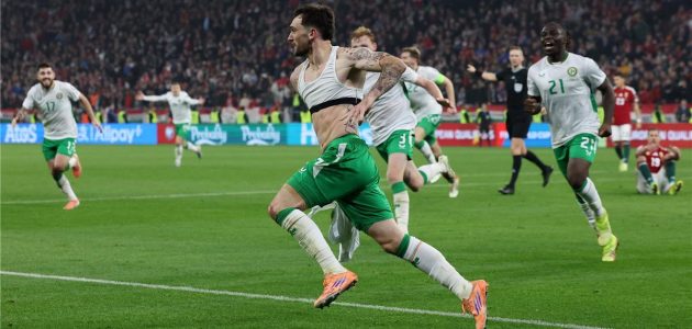 دراما الدقائق الأخيرة: أيرلندا تحسم تأهلها المثير لملحق كأس العالم 2026 بفوز تاريخي على المجر