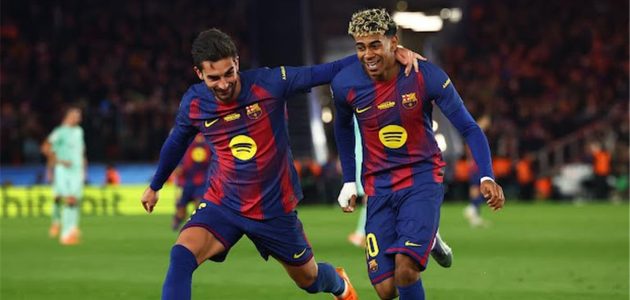 يويفا يكشف النقاب عن طاقم تحكيم مباراة برشلونة وتشيلسي بدوري الأبطال: فينسيتش على رأس المهمة