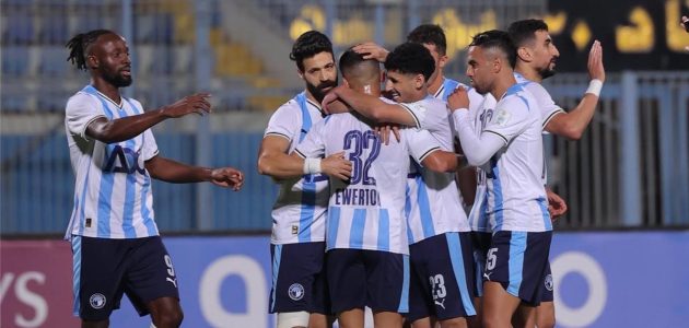 مواجهة حاسمة: كل ما يخص تفاصيل مباراة بيراميدز والمقاولون العرب في الدوري المصري اليوم