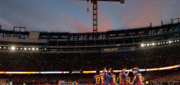 ترقب حاسم: الكشف عن التشكيلة المتوقعة لبرشلونة ضد ألافيس اليوم وتأثير الغيابات في الليغا